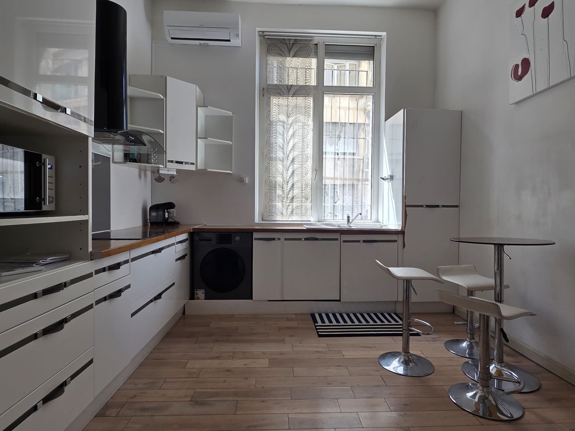 MARSEILLE 1ER (13001)   RUE FORT NOTRE-DAME   SUPERBE LOFT DUPLEX MEUBLÉ DE 61 m2